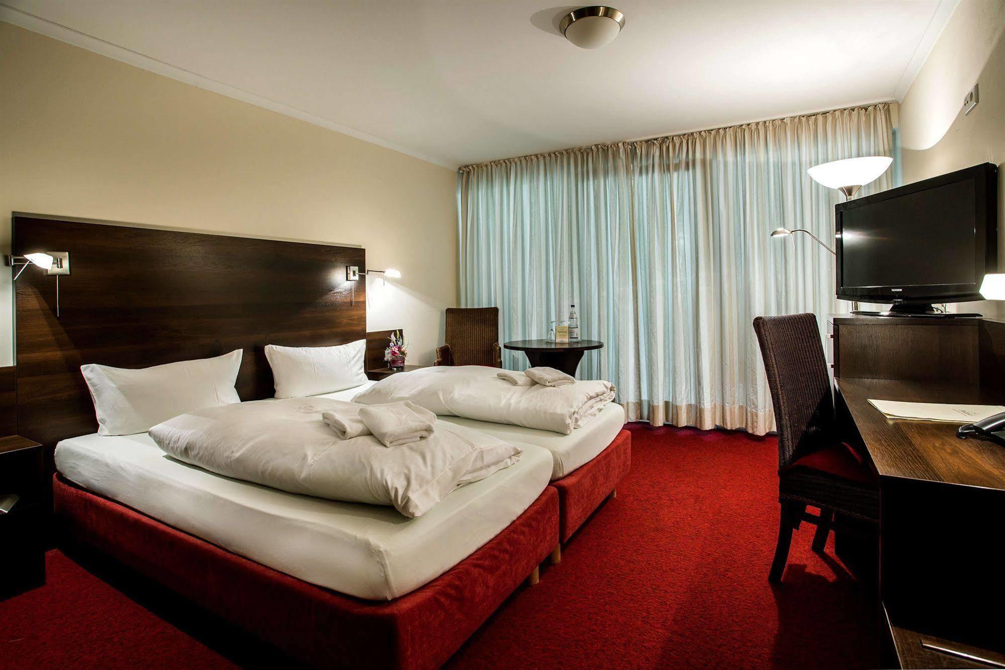 Parkhotel Meppen An Der Freilichtbuehne Экстерьер фото